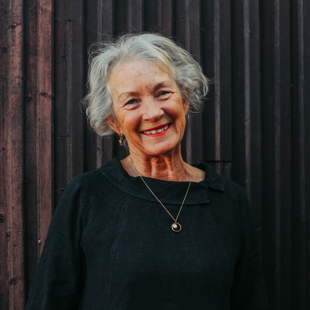 Julia Lowe