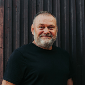 dave looker - caretaker